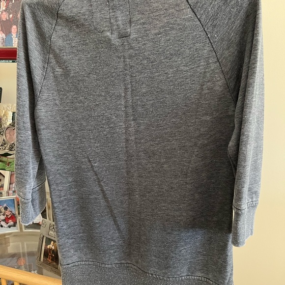 Roxy Top size small - Picture 3 of 3